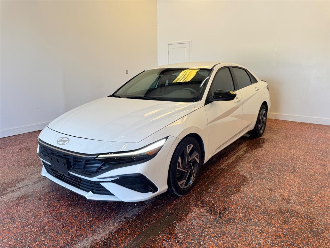 2025 Hyundai Elantra SEL Sport IVT