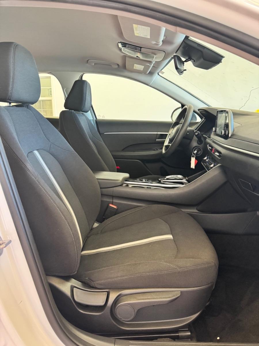 Hyundai Sonata SE 2.5L *Ltd Avail* 2023
