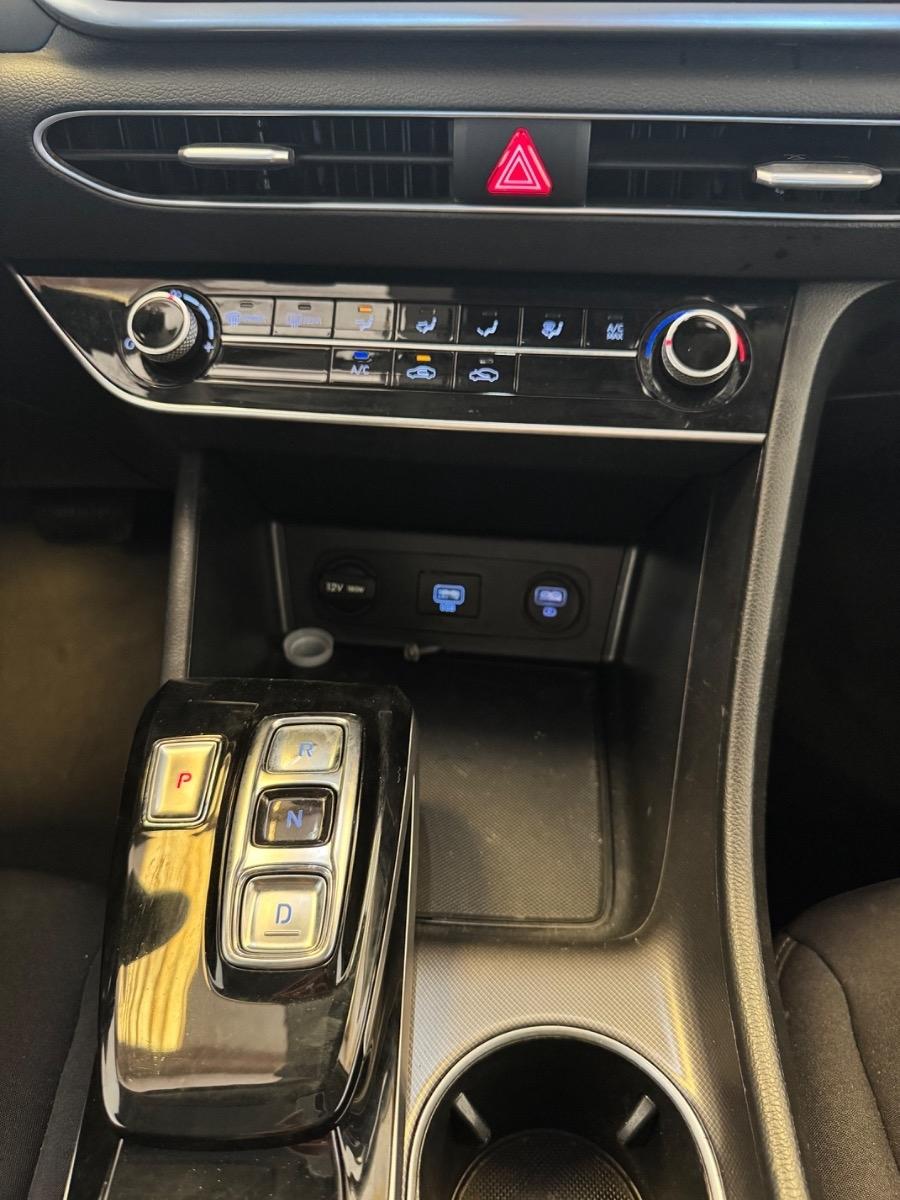 Hyundai Sonata SE 2.5L *Ltd Avail* 2023