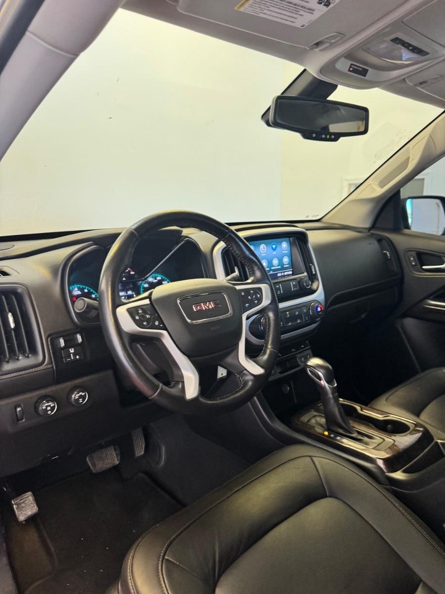 GMC Canyon 4WD Crew Cab 128" Elevation 2022