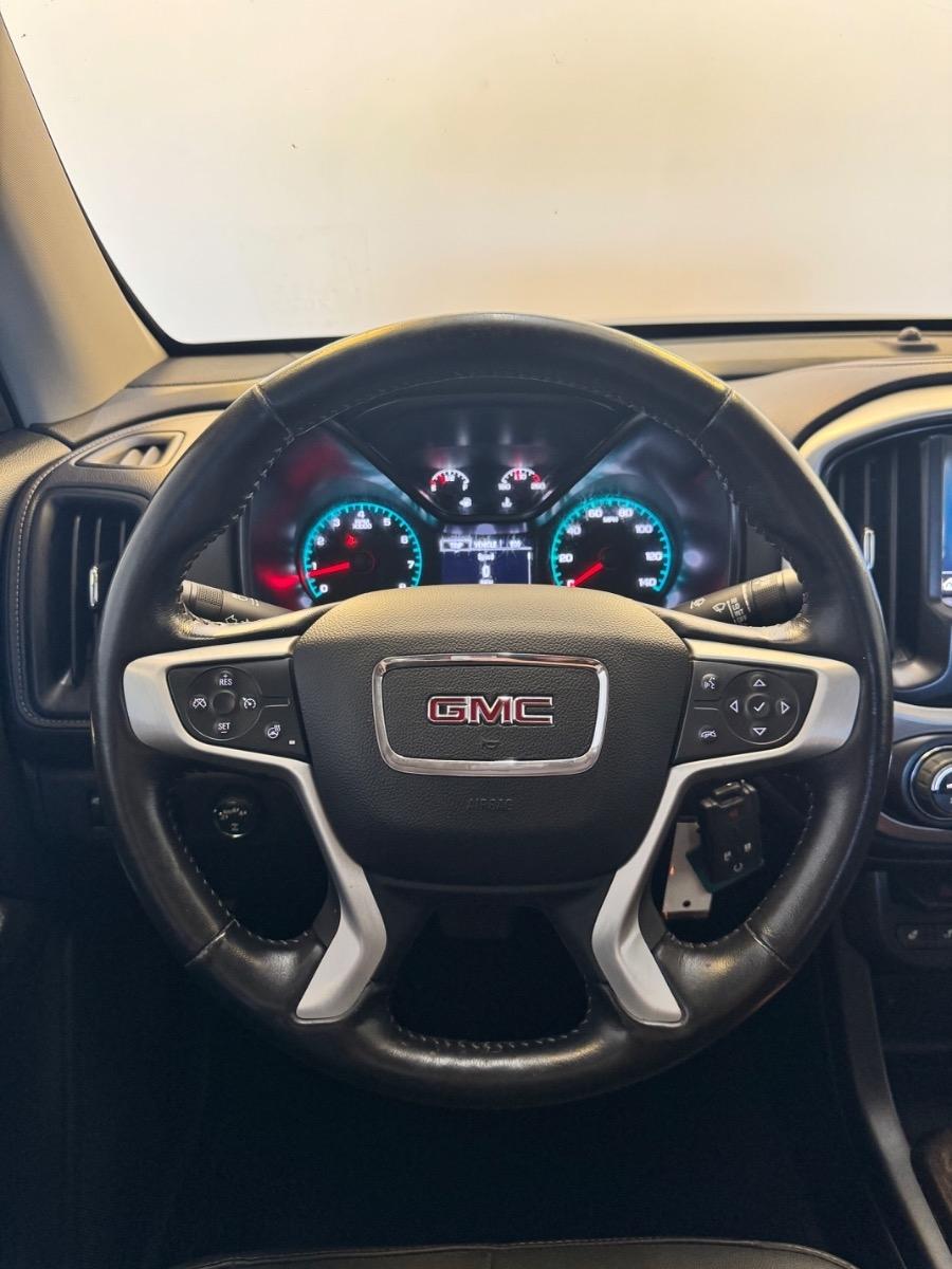 GMC Canyon 4WD Crew Cab 128" Elevation 2022