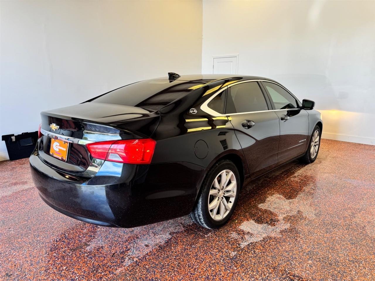 Chevrolet Impala 4dr Sdn LT w/1LT 2019