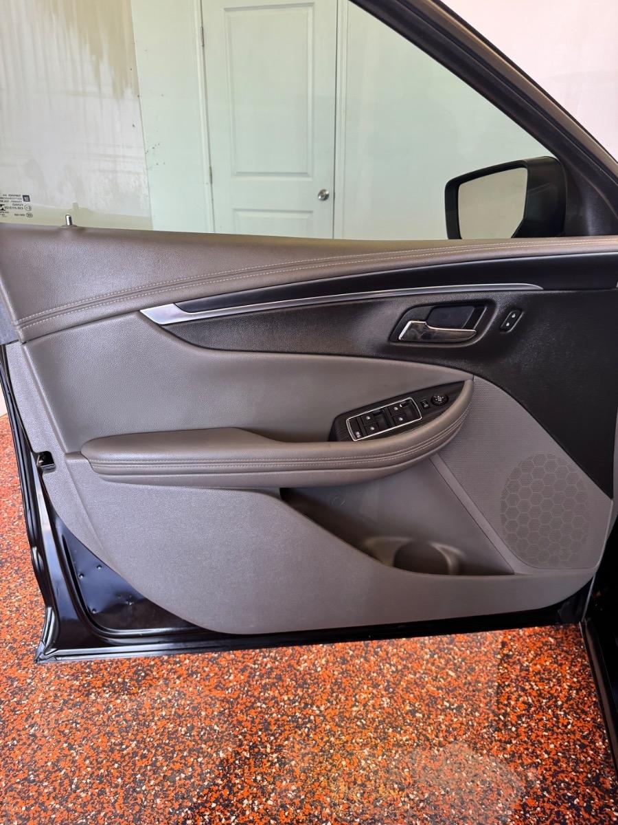 Chevrolet Impala 4dr Sdn LT w/1LT 2019