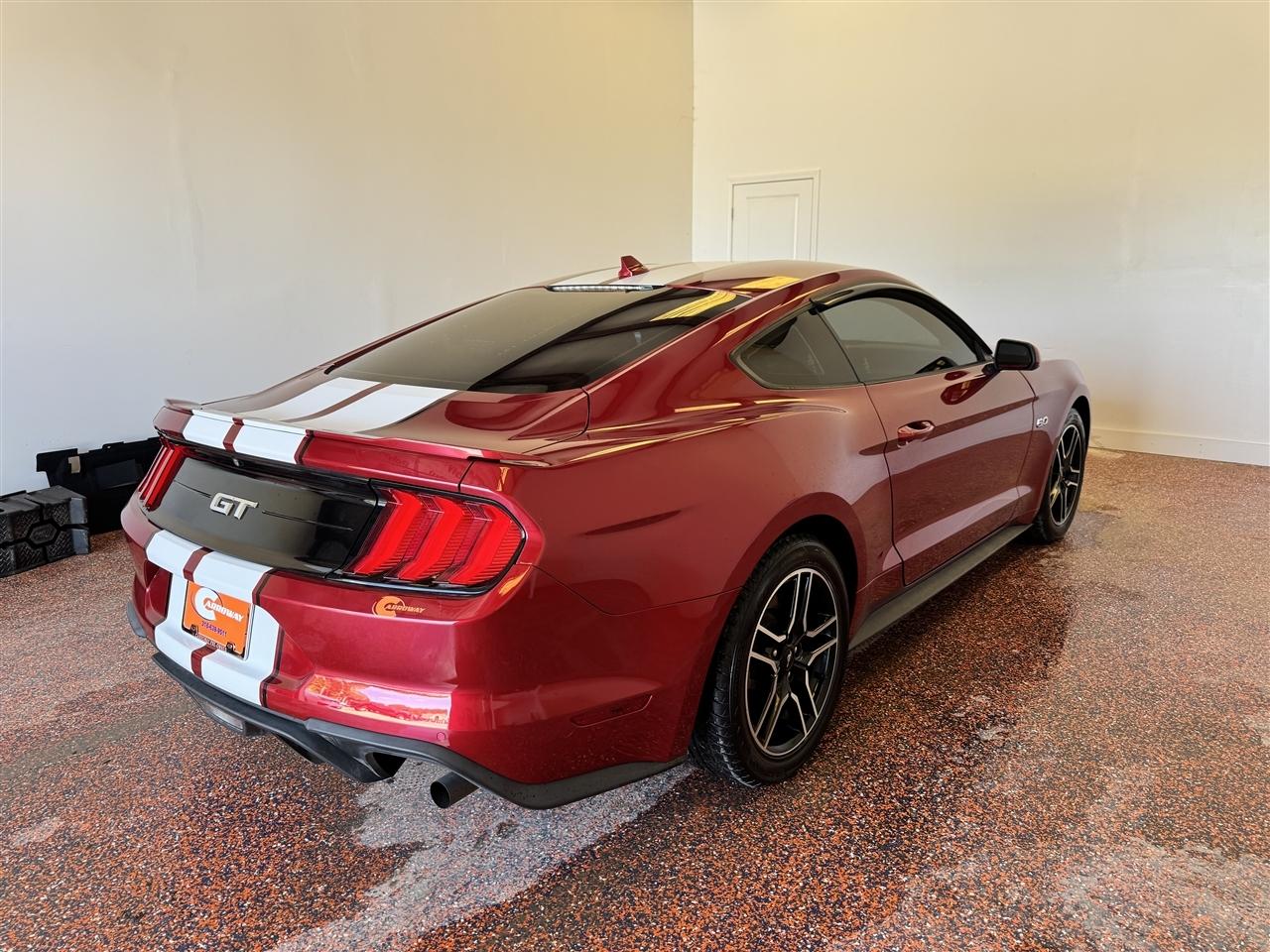 Ford Mustang GT Fastback 2021