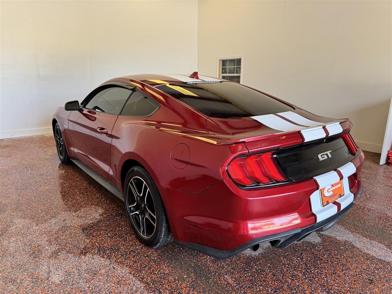 Ford Mustang GT Fastback 2021