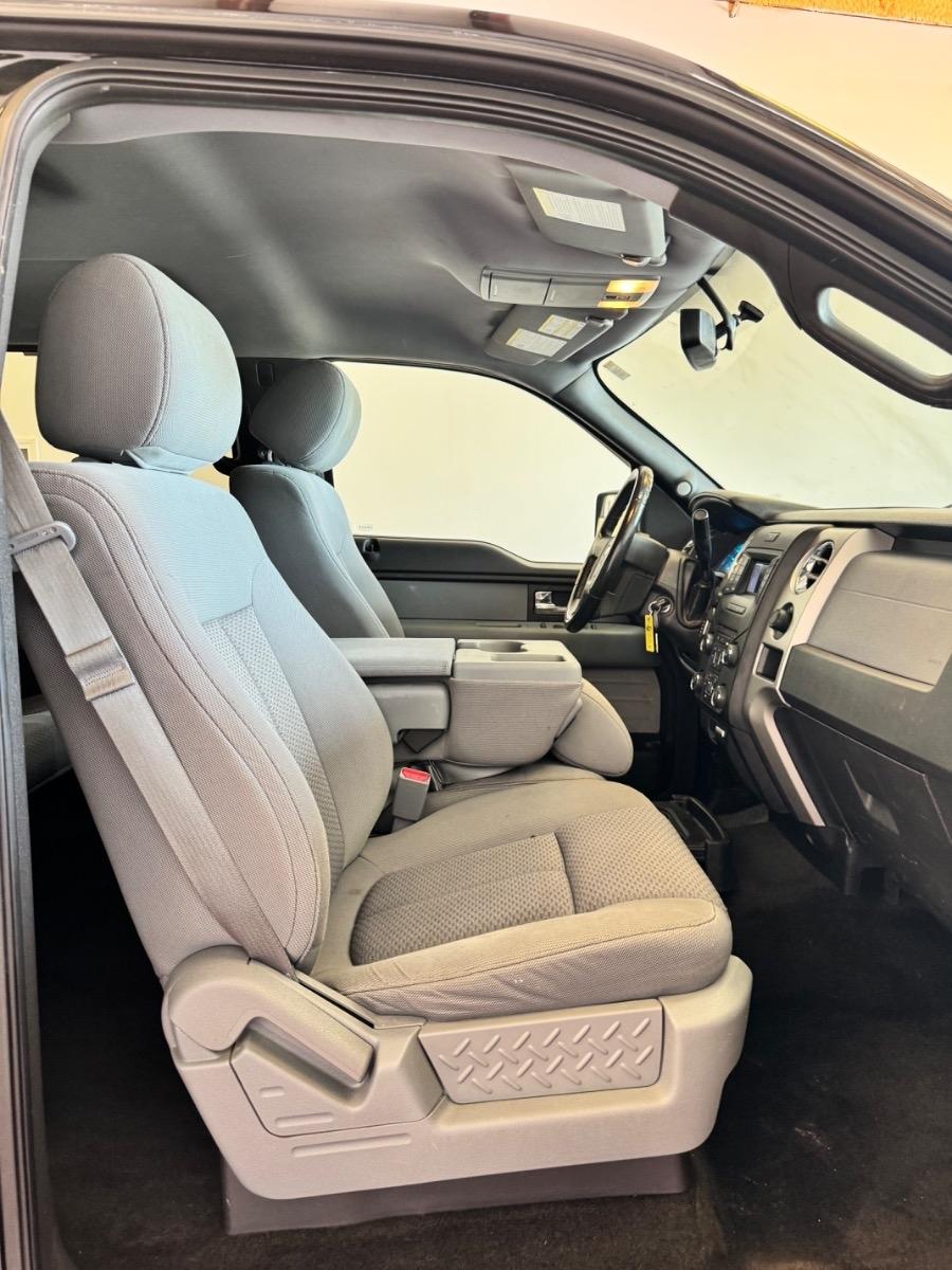 Ford F-150 4WD SuperCrew 145" King Ranch 2013