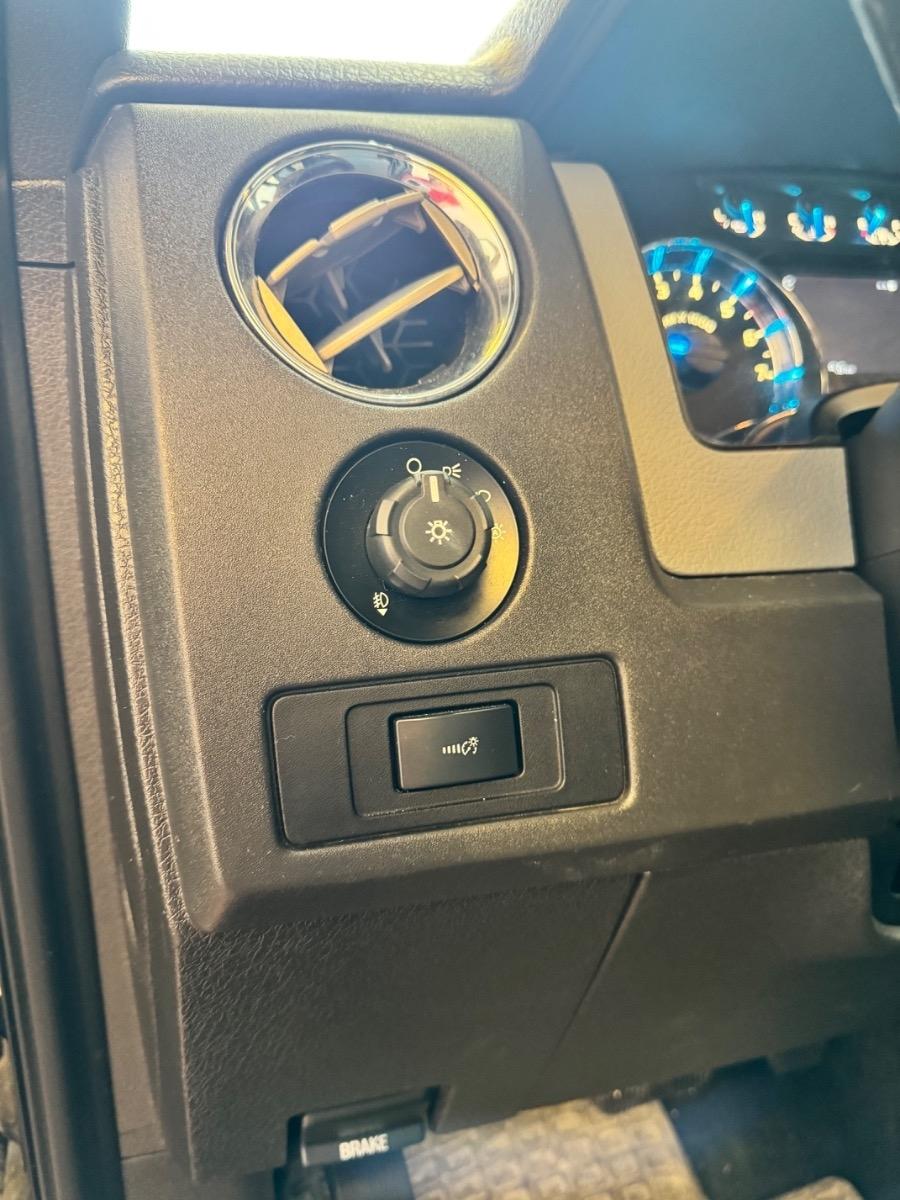 Ford F-150 4WD SuperCrew 145" King Ranch 2013