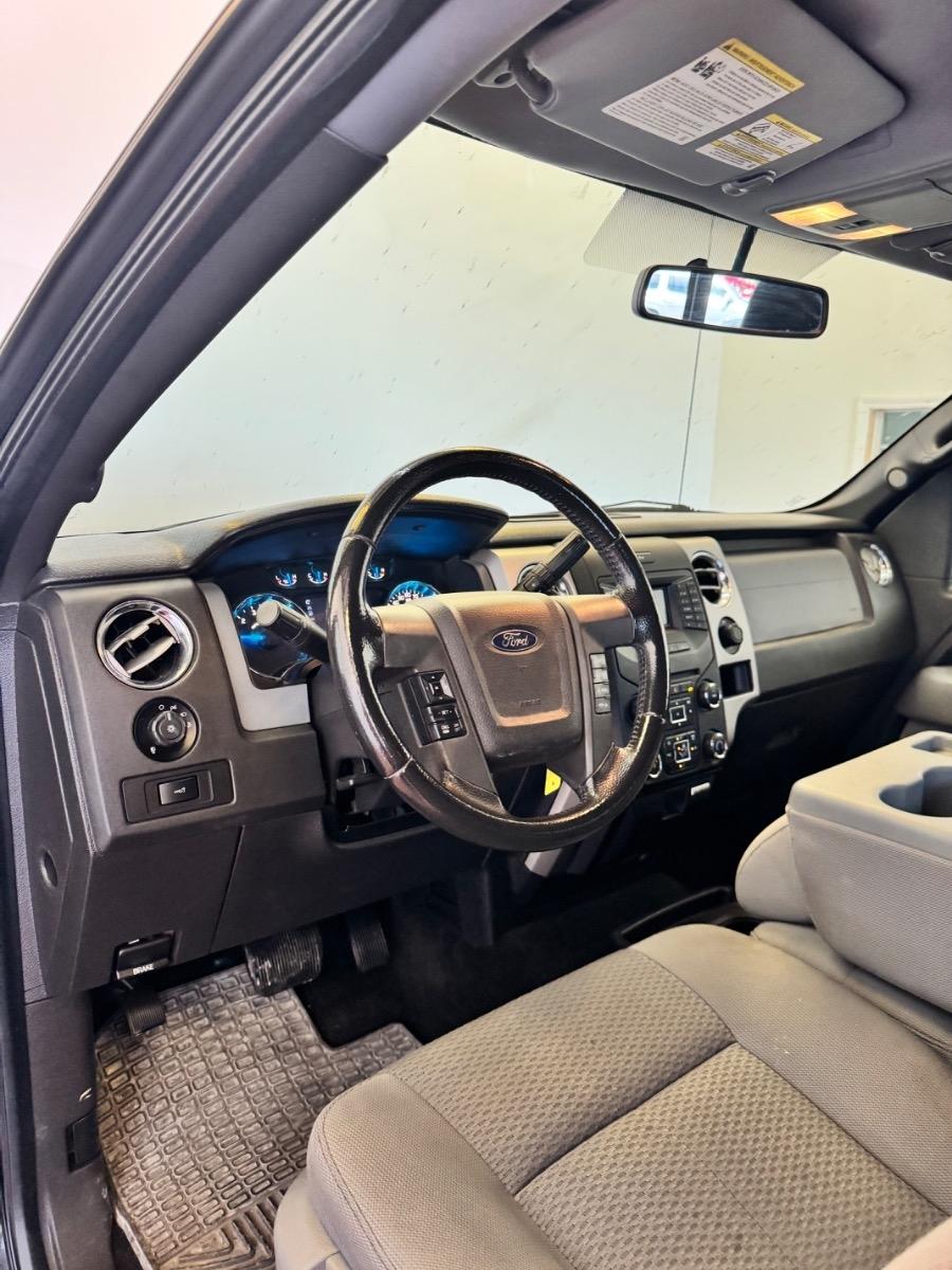 Ford F-150 4WD SuperCrew 145" King Ranch 2013