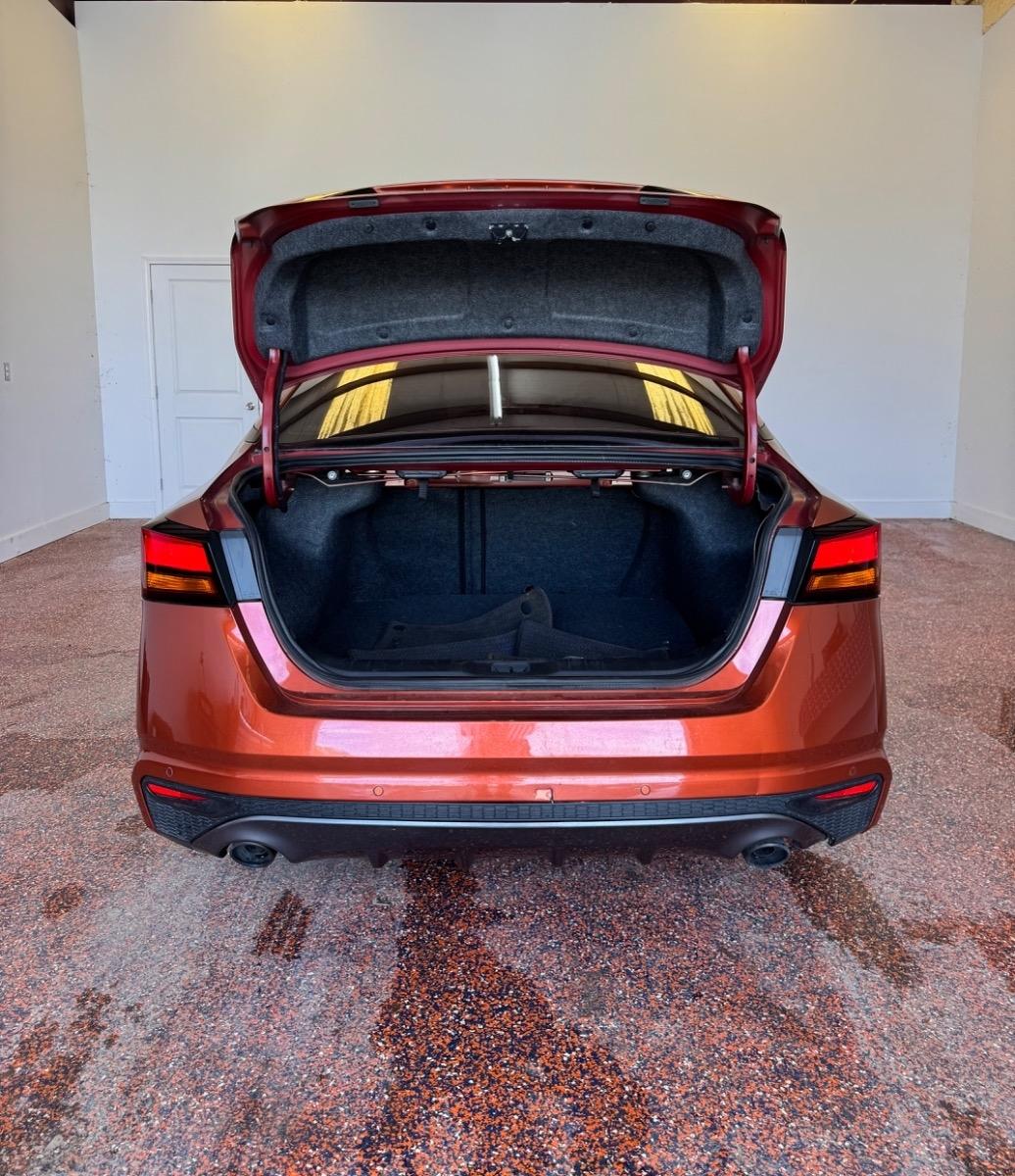 Nissan Altima 2.5 SR Sedan 2021