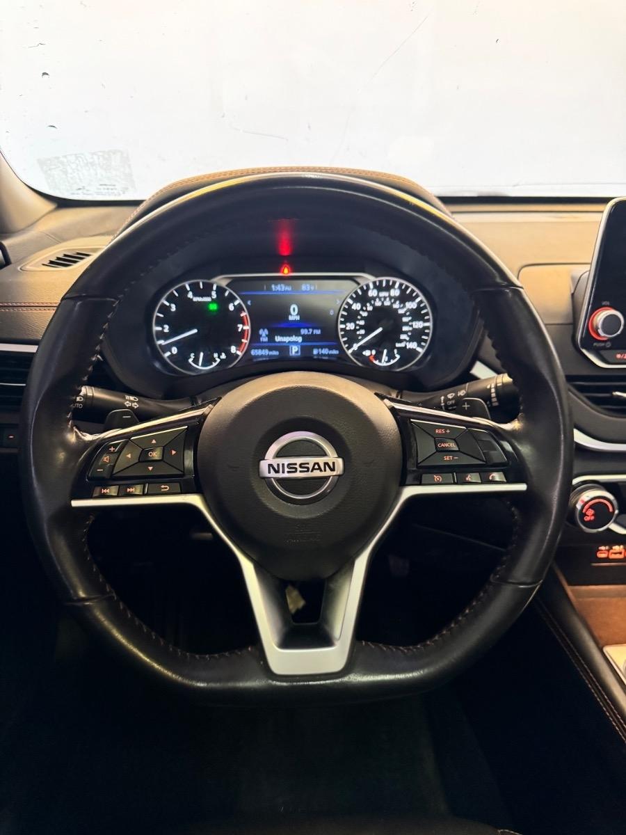 Nissan Altima 2.5 SR Sedan 2021