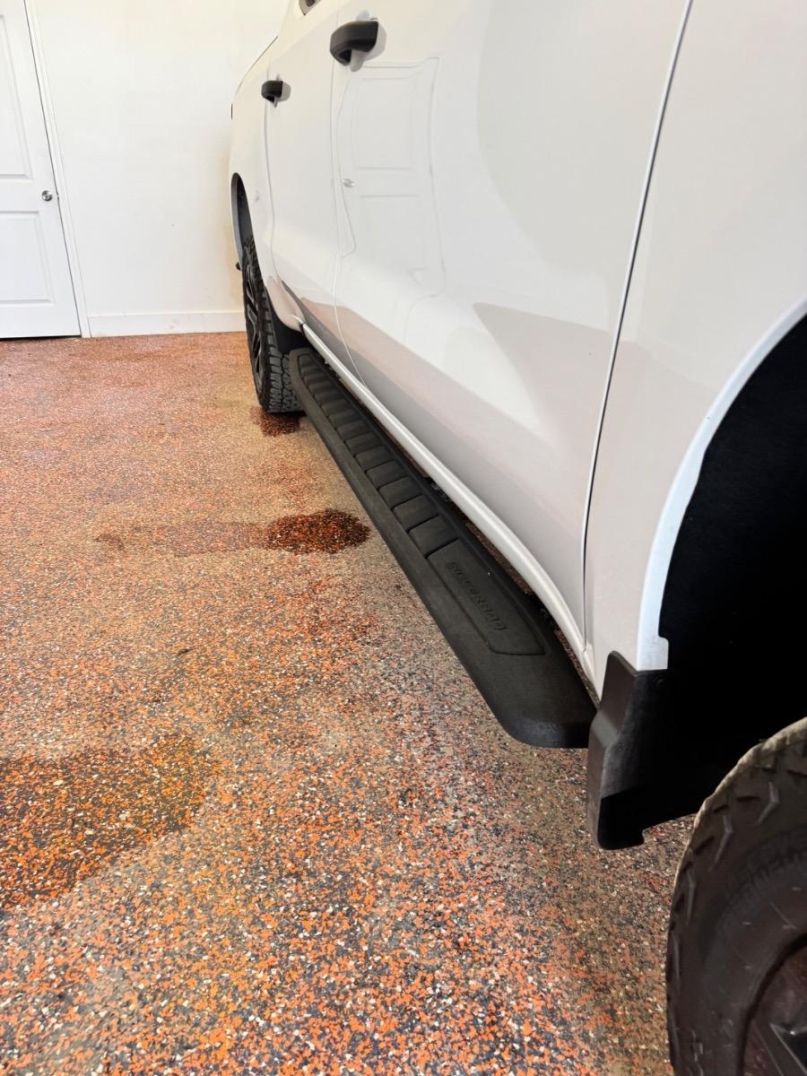 Chevrolet Silverado 1500 4WD Crew Cab 147" Custom Trail Boss 2023