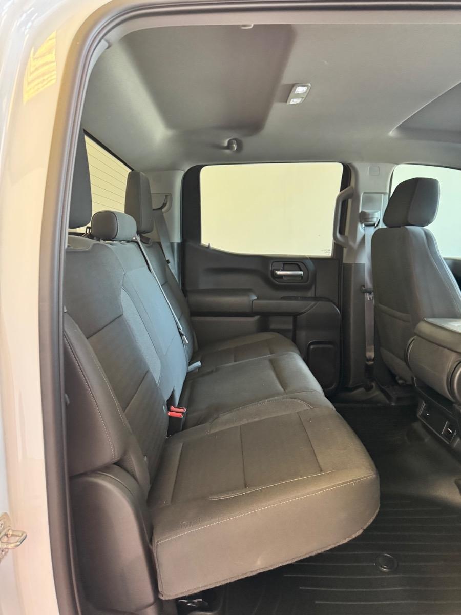 Chevrolet Silverado 1500 4WD Crew Cab 147" Custom Trail Boss 2023