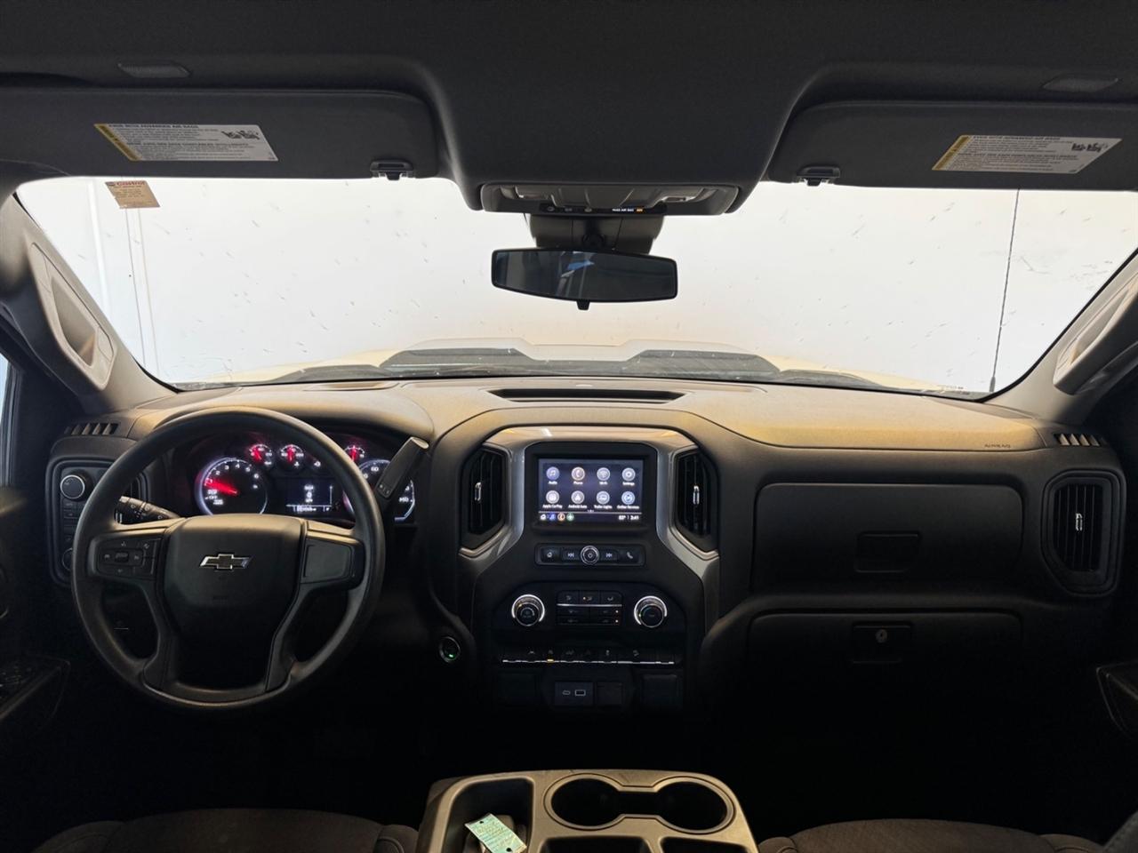 Chevrolet Silverado 1500 4WD Crew Cab 147" Custom Trail Boss 2023