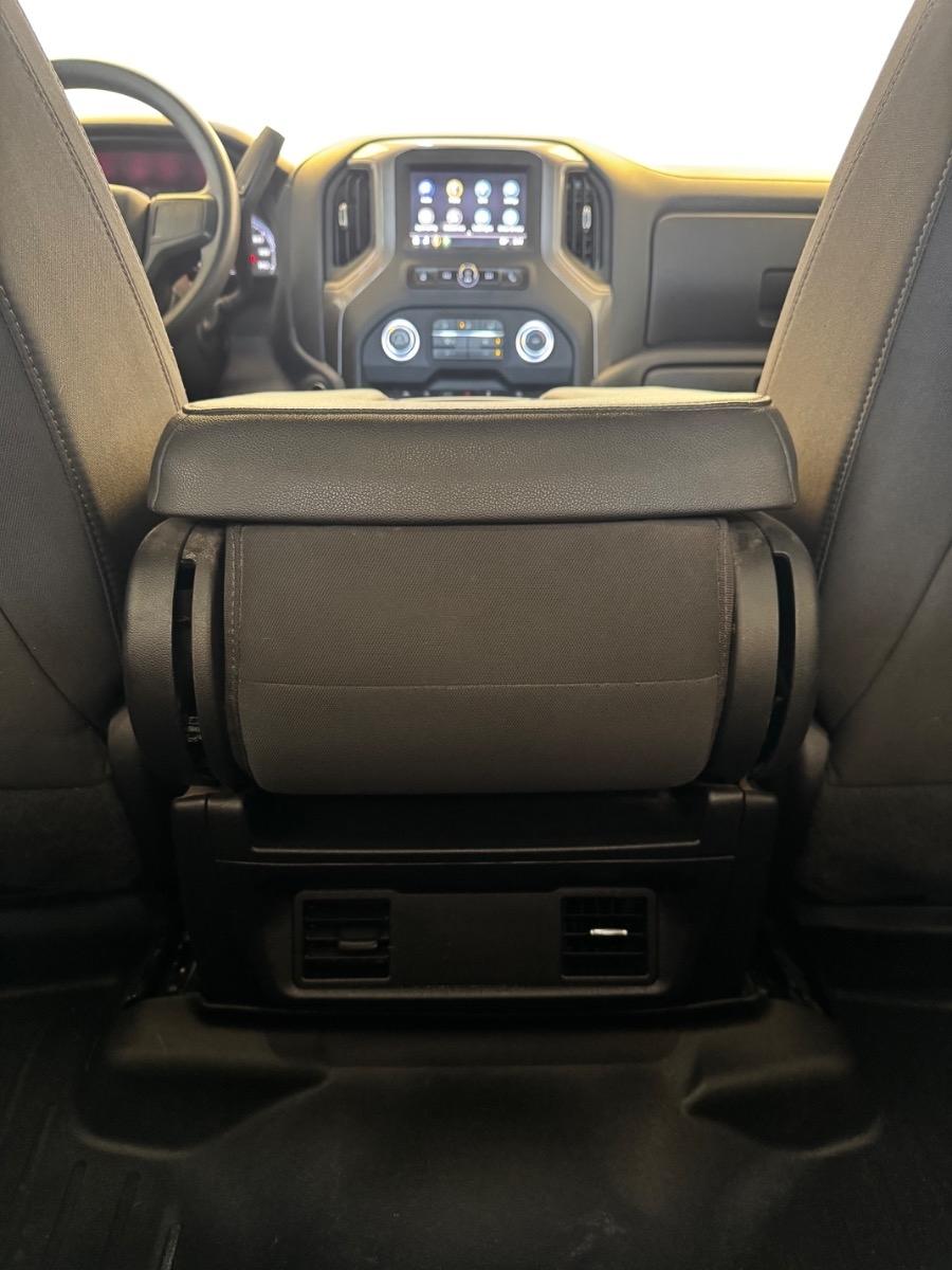 Chevrolet Silverado 1500 4WD Crew Cab 147" Custom Trail Boss 2023