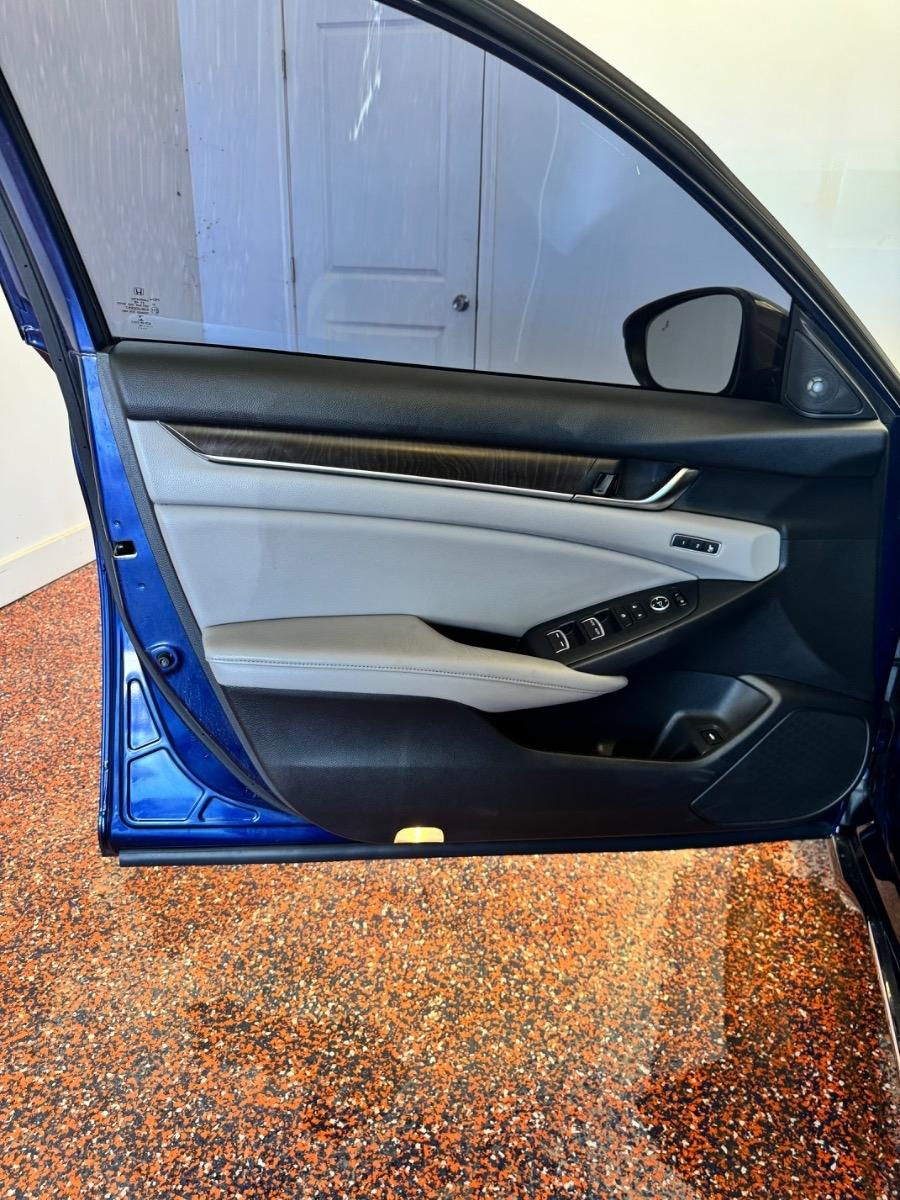 Honda Accord Sedan Touring 1.5T CVT 2018