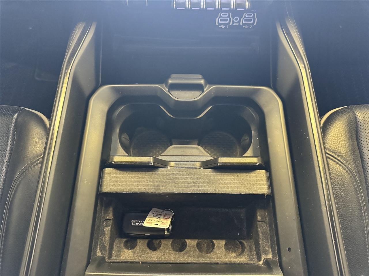 RAM 3500 Limited 4x4 Crew Cab 8' Box 2022