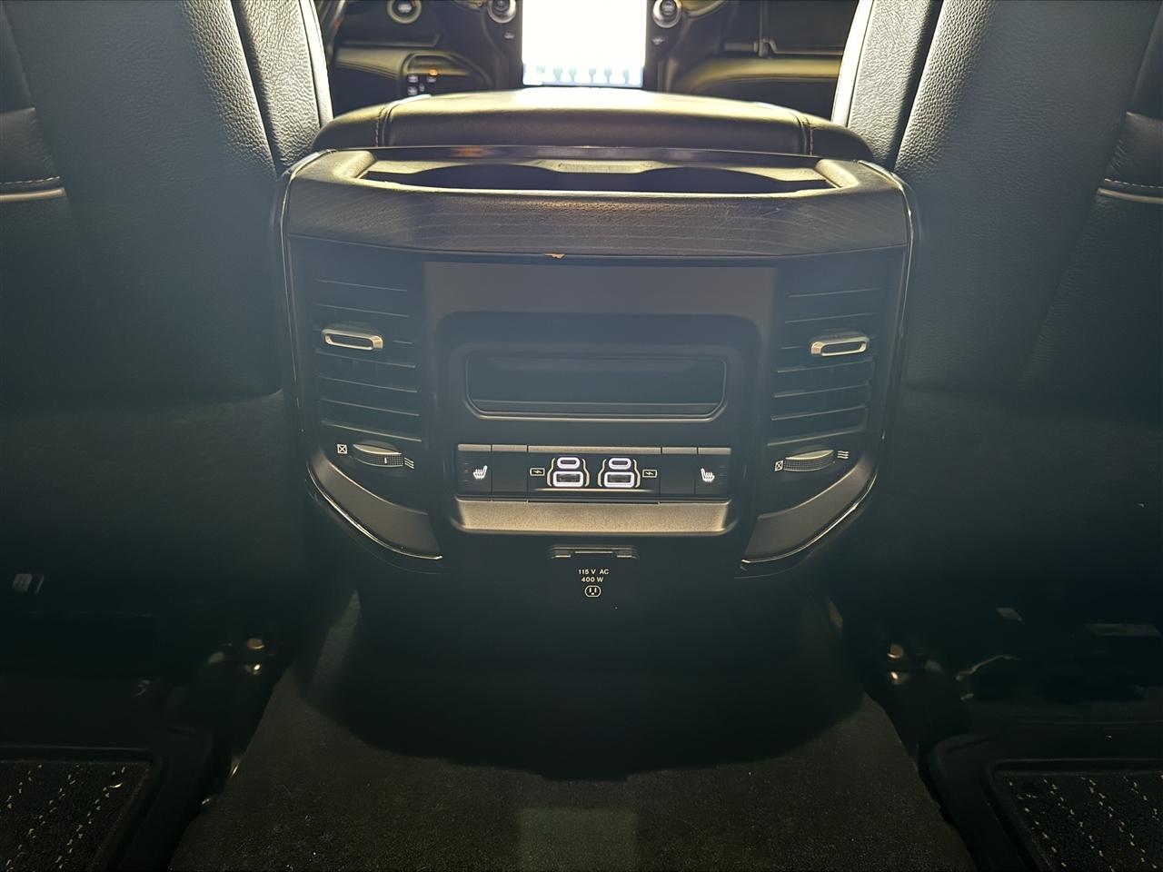 RAM 3500 Limited 4x4 Crew Cab 8' Box 2022