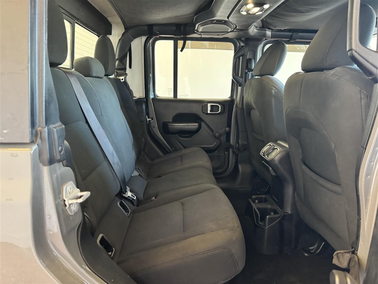 Jeep Gladiator Sport 4x4 2020