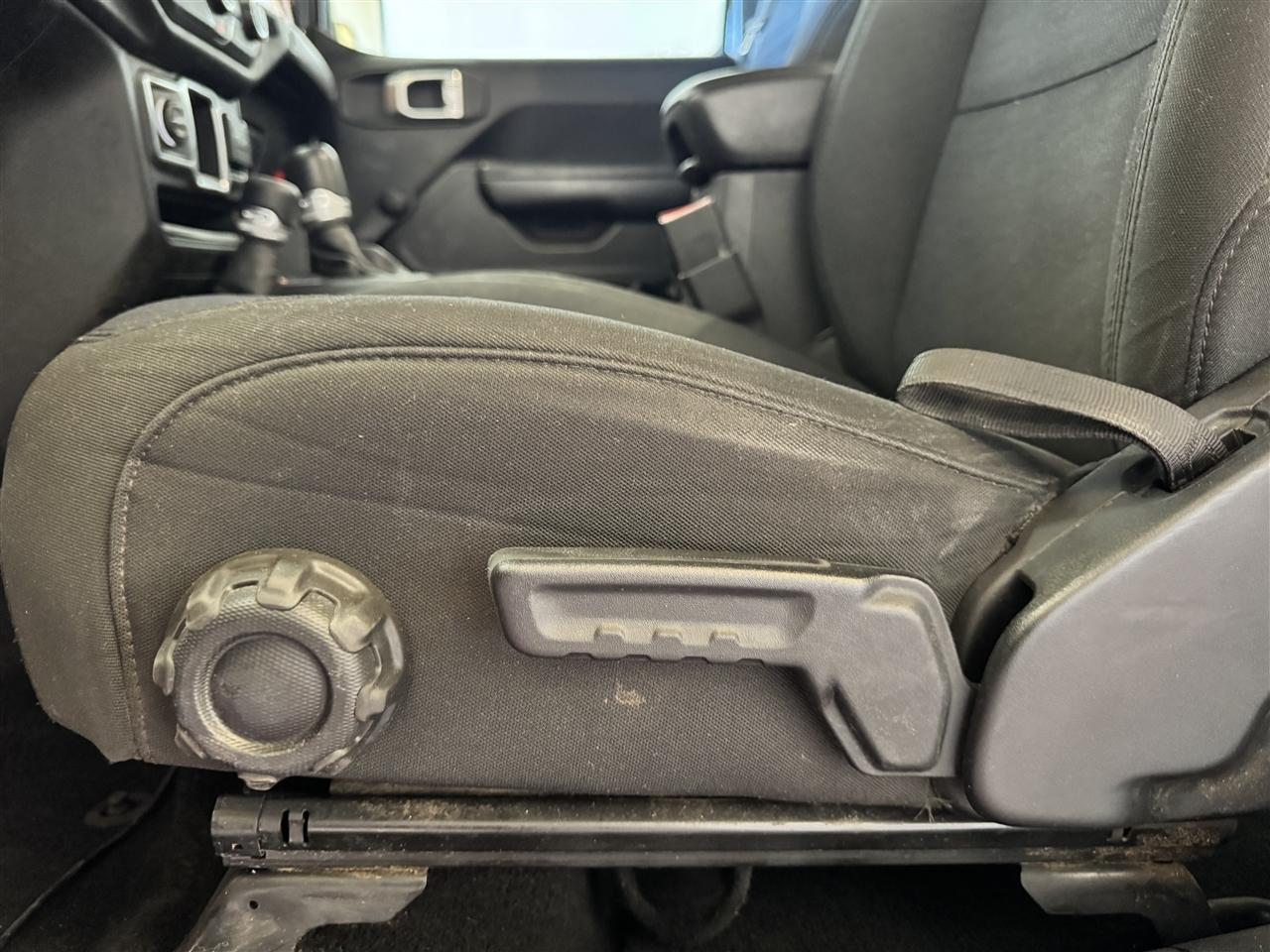 Jeep Gladiator Sport 4x4 2020
