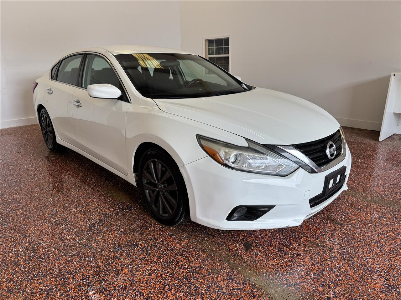 Nissan Altima 2.5 SV Sedan 2018