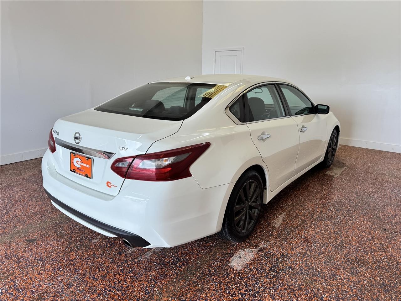 Nissan Altima 2.5 SV Sedan 2018
