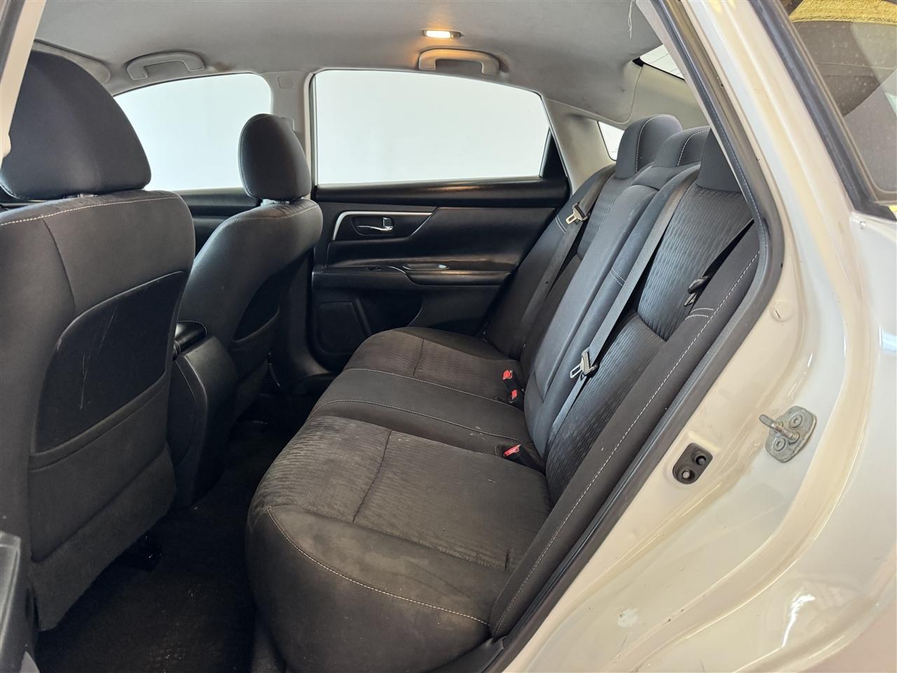 Nissan Altima 2.5 SV Sedan 2018