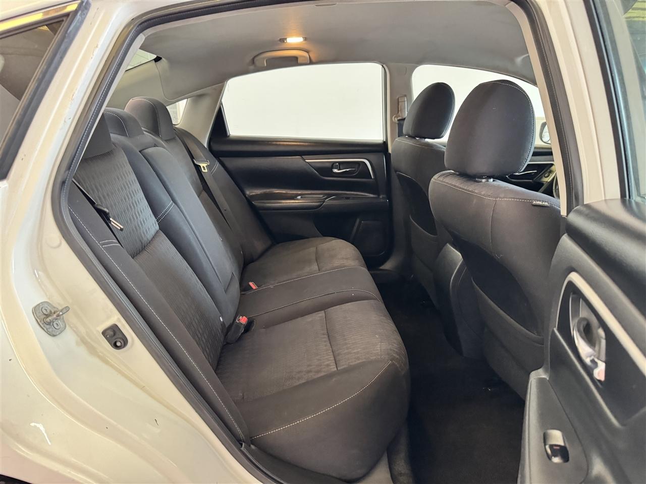 Nissan Altima 2.5 SV Sedan 2018