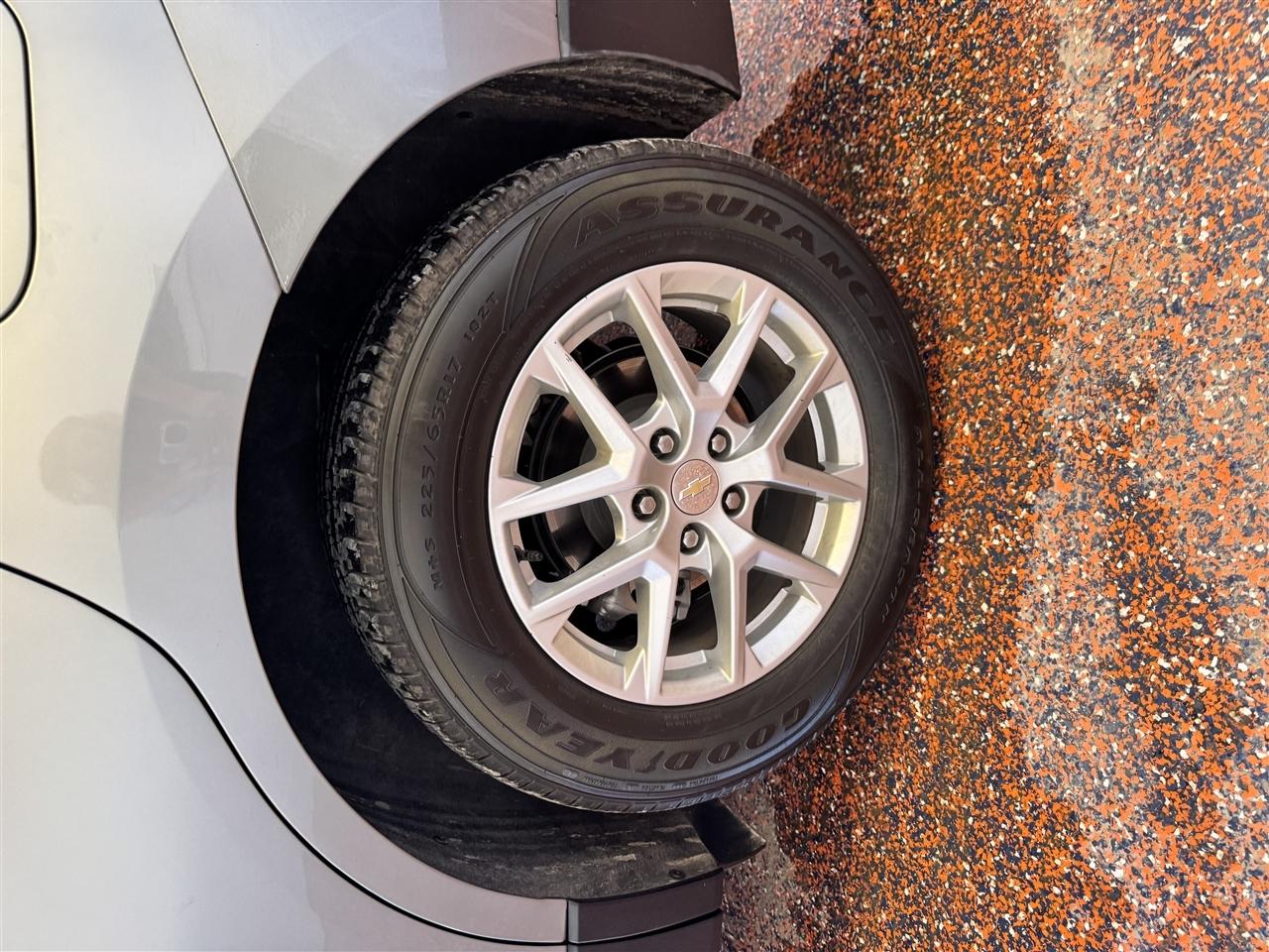 Chevrolet Equinox AWD 4dr LT w/1LT 2023