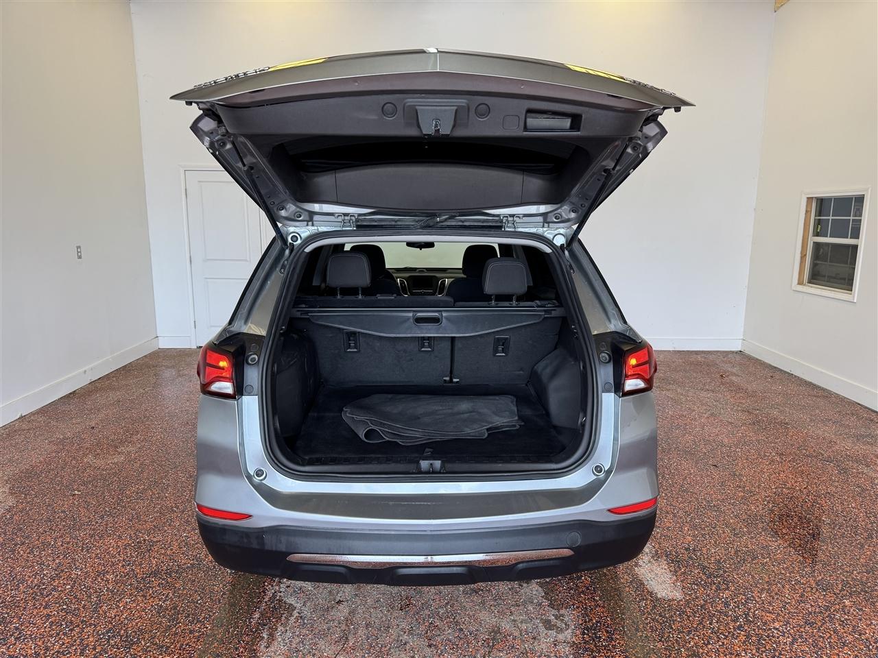 Chevrolet Equinox AWD 4dr LT w/1LT 2023