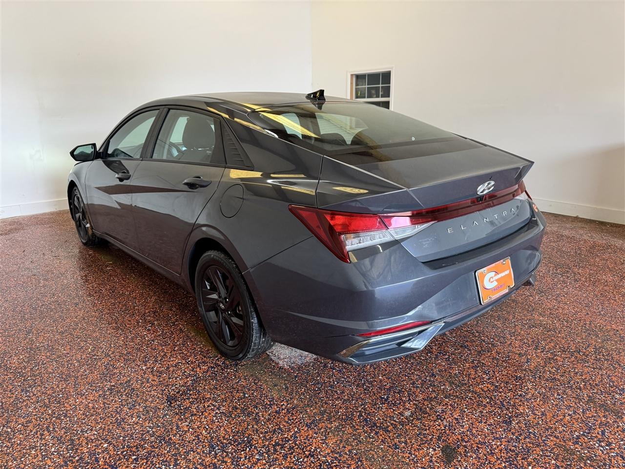 Hyundai Elantra SEL IVT 2023