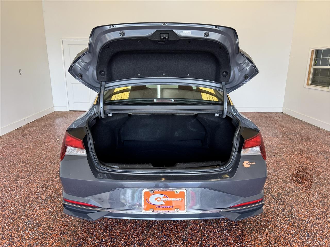Hyundai Elantra SEL IVT 2023
