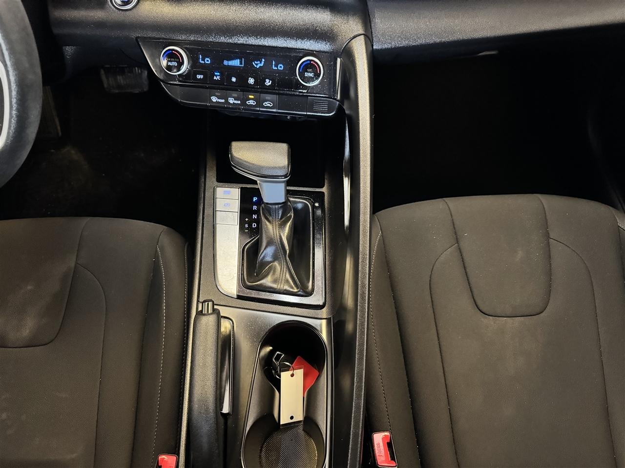 Hyundai Elantra SEL IVT 2023