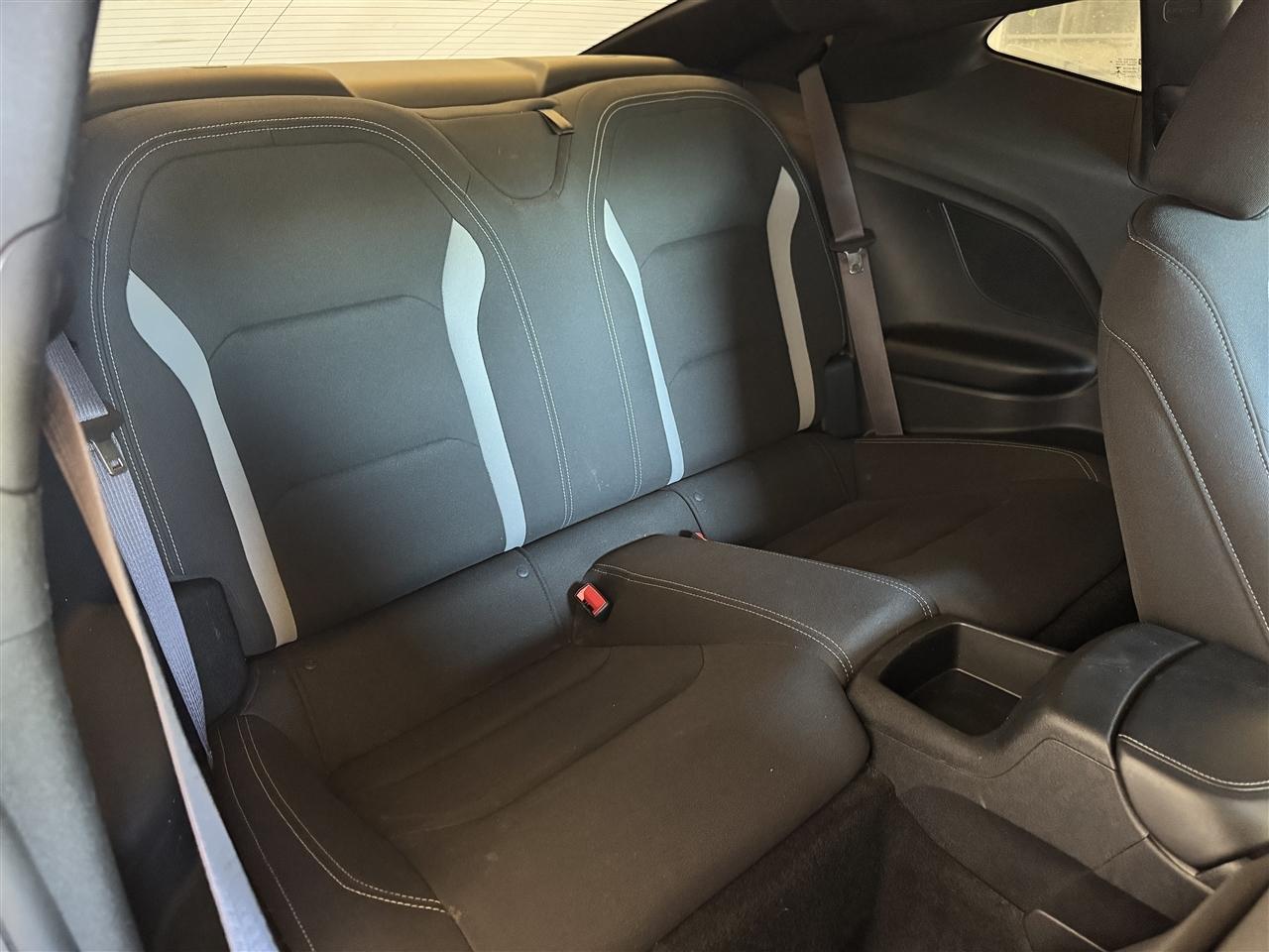 Chevrolet Camaro 2dr Cpe 1LT 2017