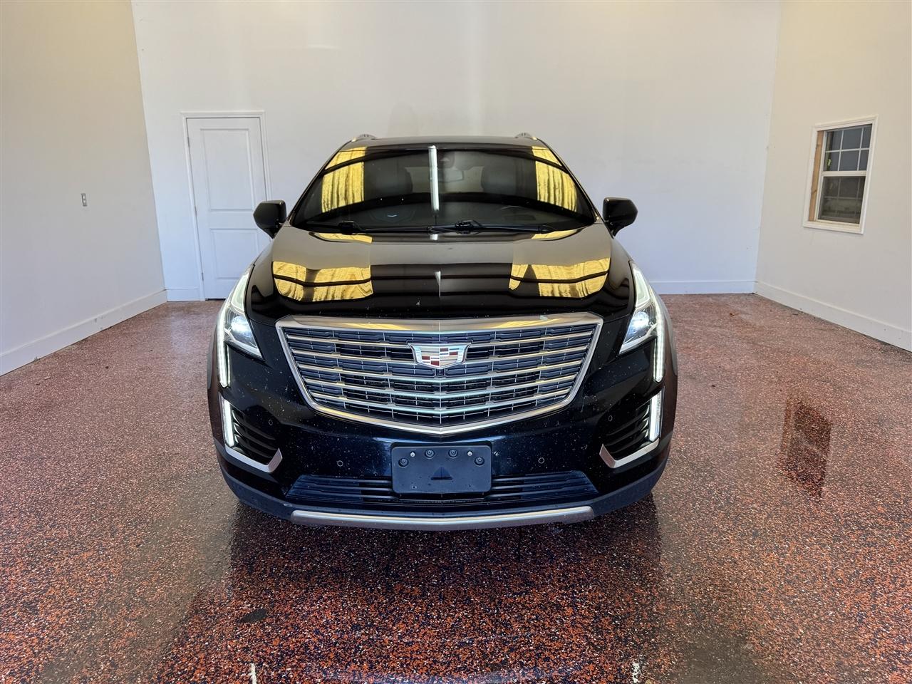 Cadillac XT5 AWD 4dr Platinum 2017
