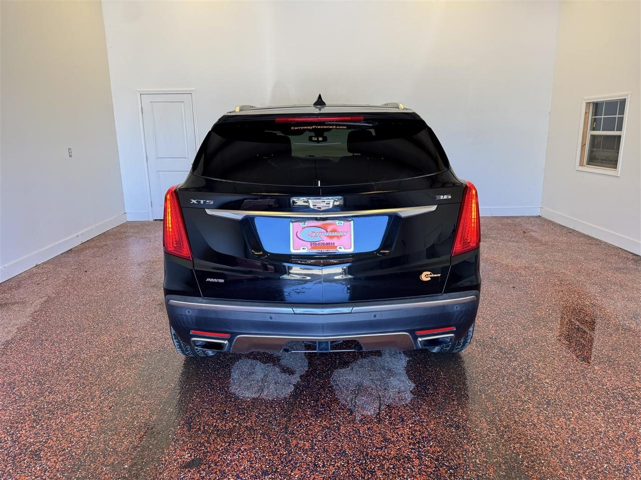Cadillac XT5 AWD 4dr Platinum 2017