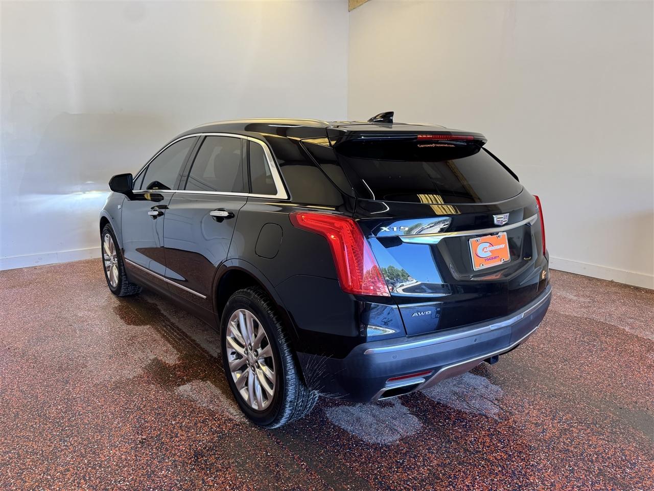 Cadillac XT5 AWD 4dr Platinum 2017