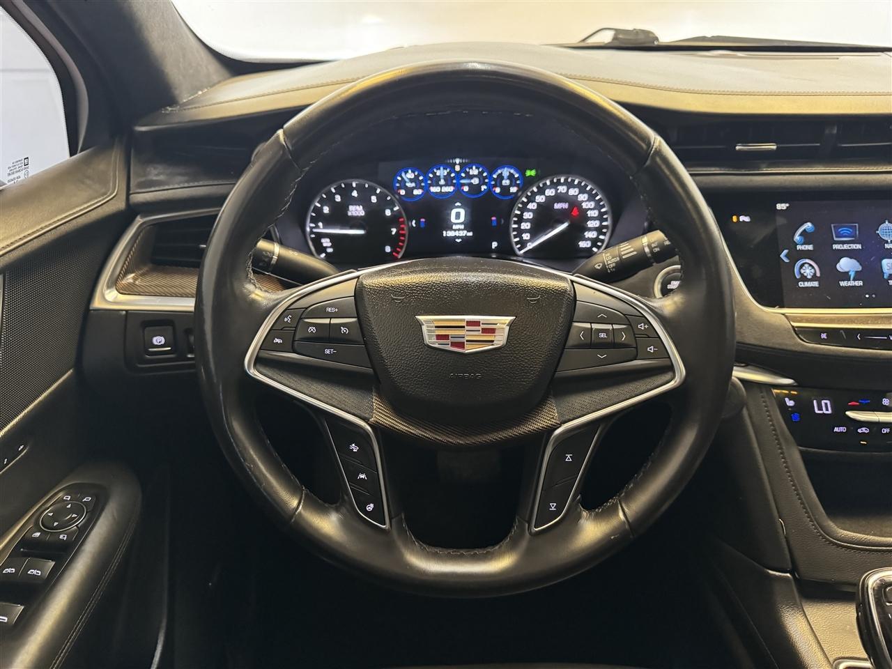 Cadillac XT5 AWD 4dr Platinum 2017