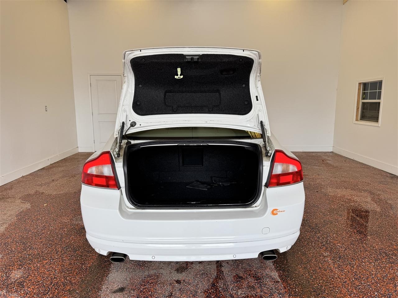 Volvo S80 4dr Sdn I6 FWD 2010