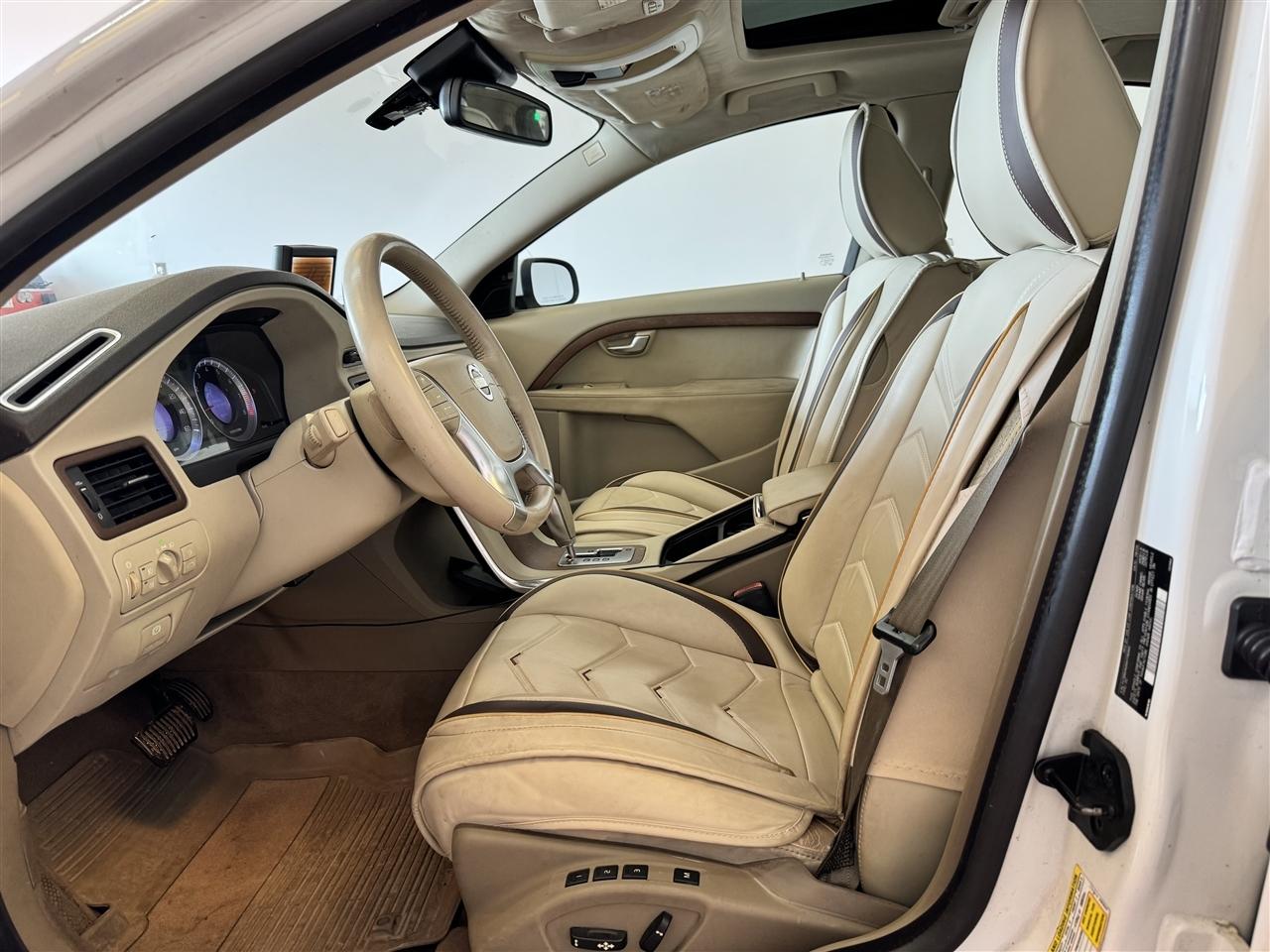Volvo S80 4dr Sdn I6 FWD 2010