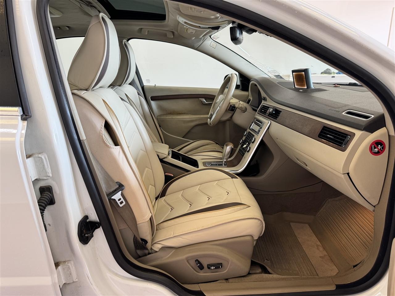 Volvo S80 4dr Sdn I6 FWD 2010
