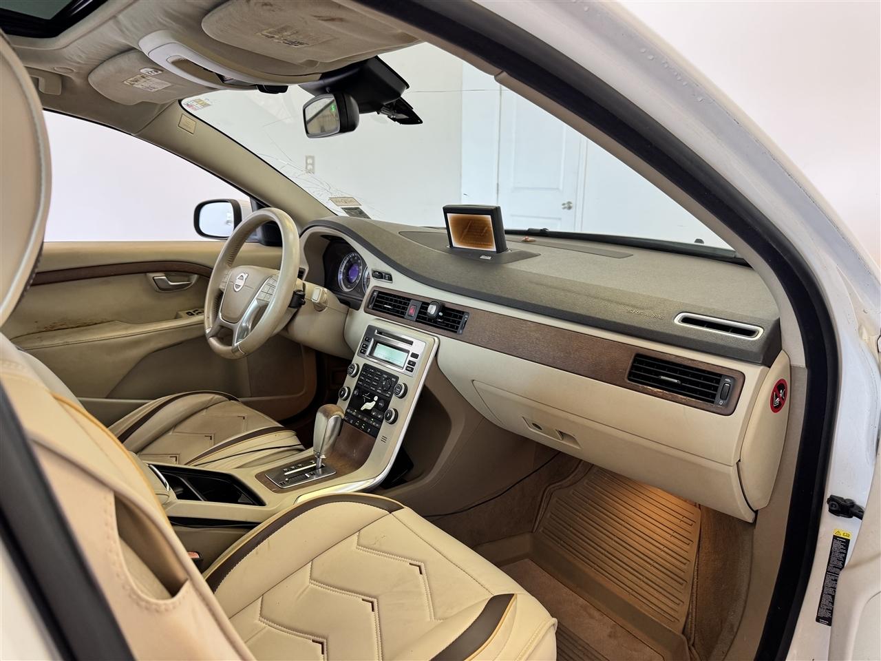 Volvo S80 4dr Sdn I6 FWD 2010
