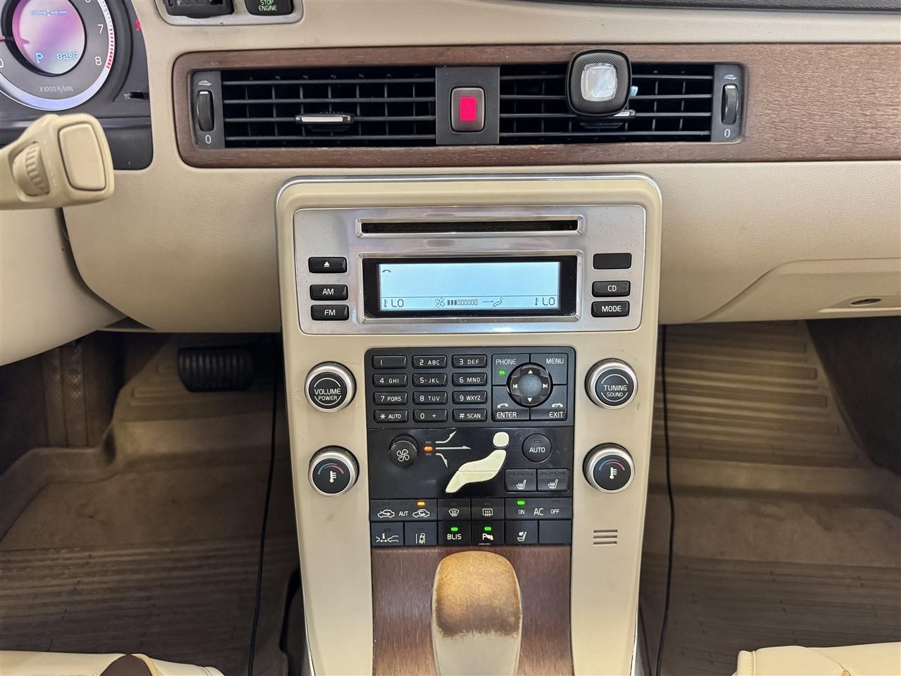 Volvo S80 4dr Sdn I6 FWD 2010