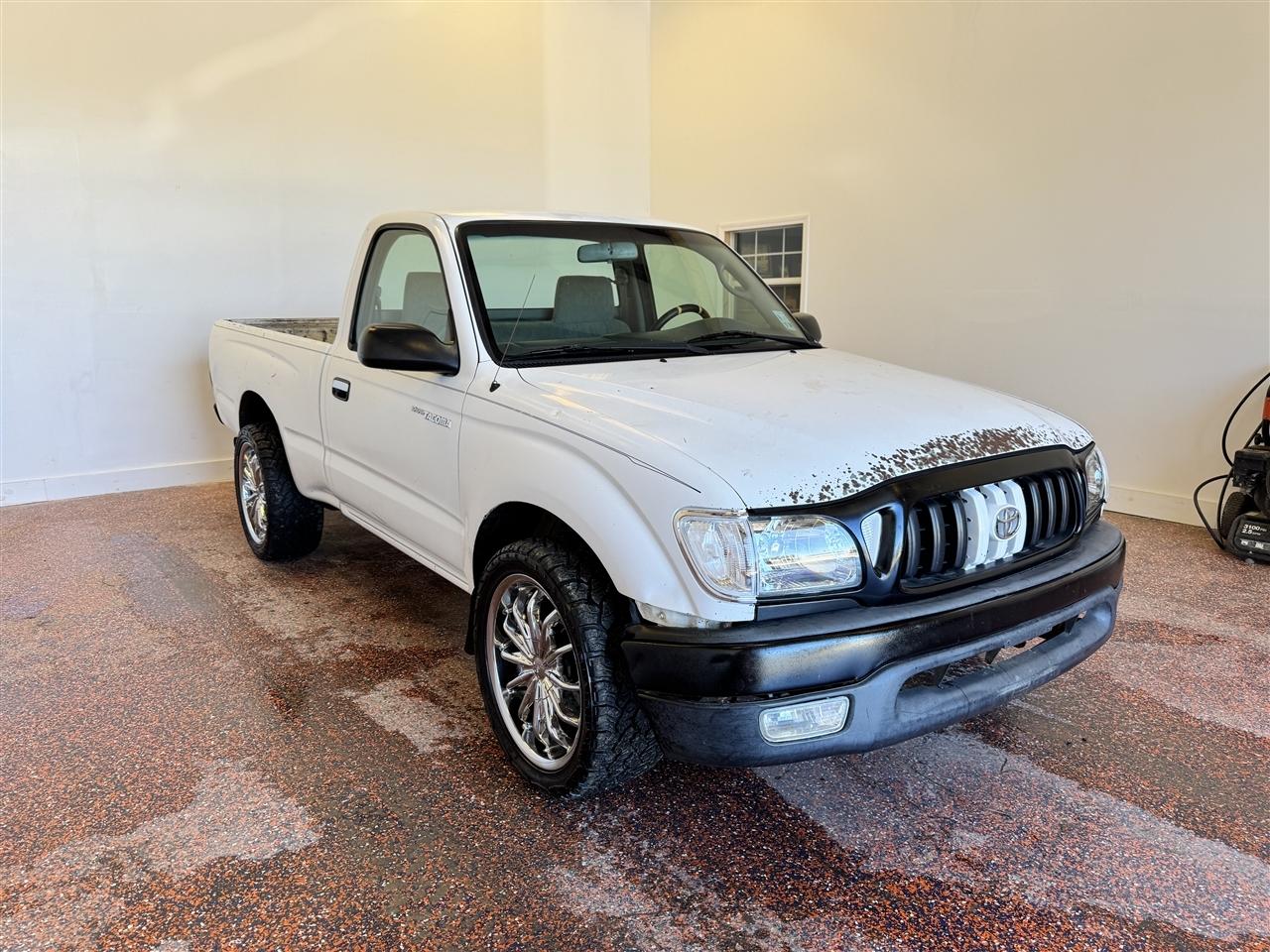 Toyota Tacoma Reg Cab Manual (Natl) 2004