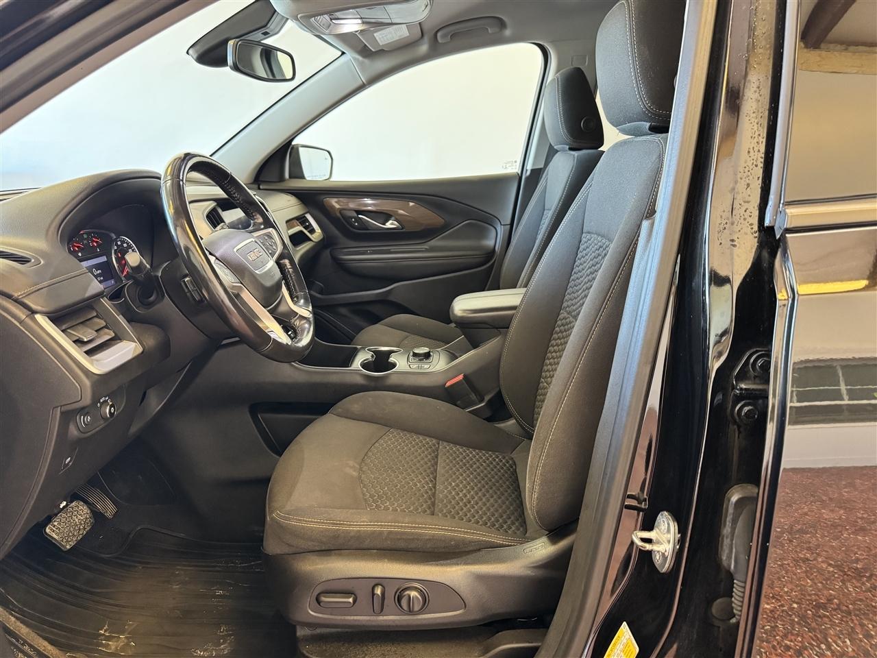 GMC Terrain FWD 4dr SLE 2020