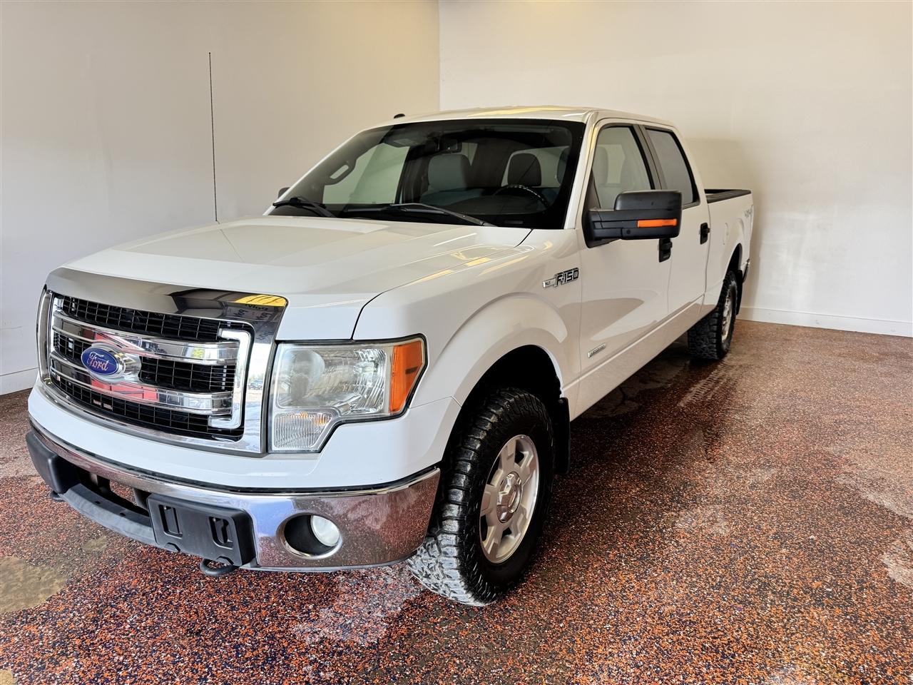2013 Ford F-150 4WD SuperCrew 145" XL