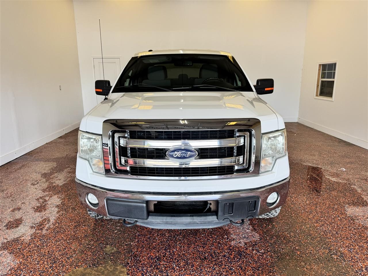 Ford F-150 4WD SuperCrew 145" XL 2013