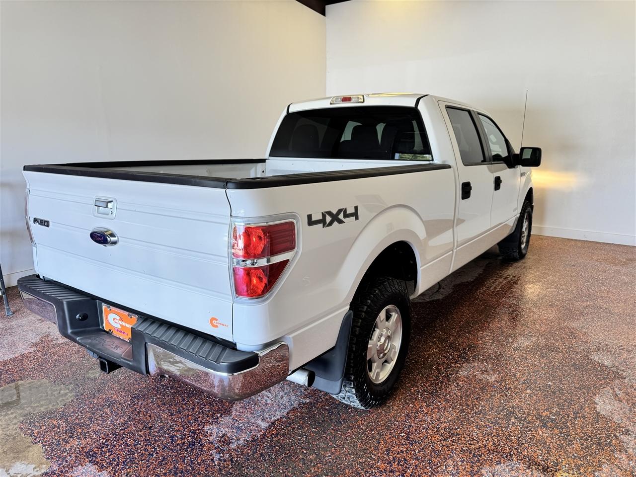 Ford F-150 4WD SuperCrew 145" XL 2013