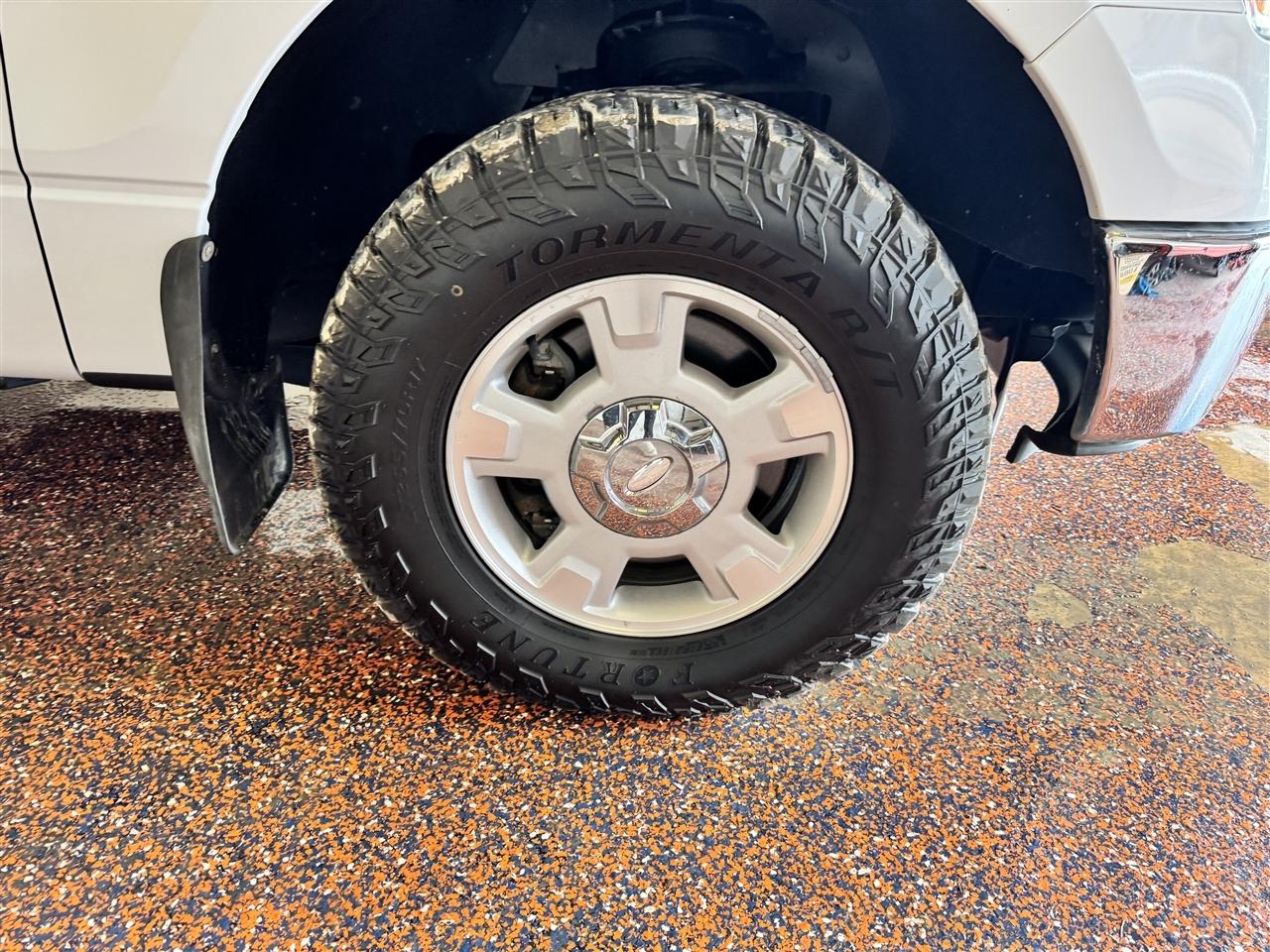 Ford F-150 4WD SuperCrew 145" XL 2013
