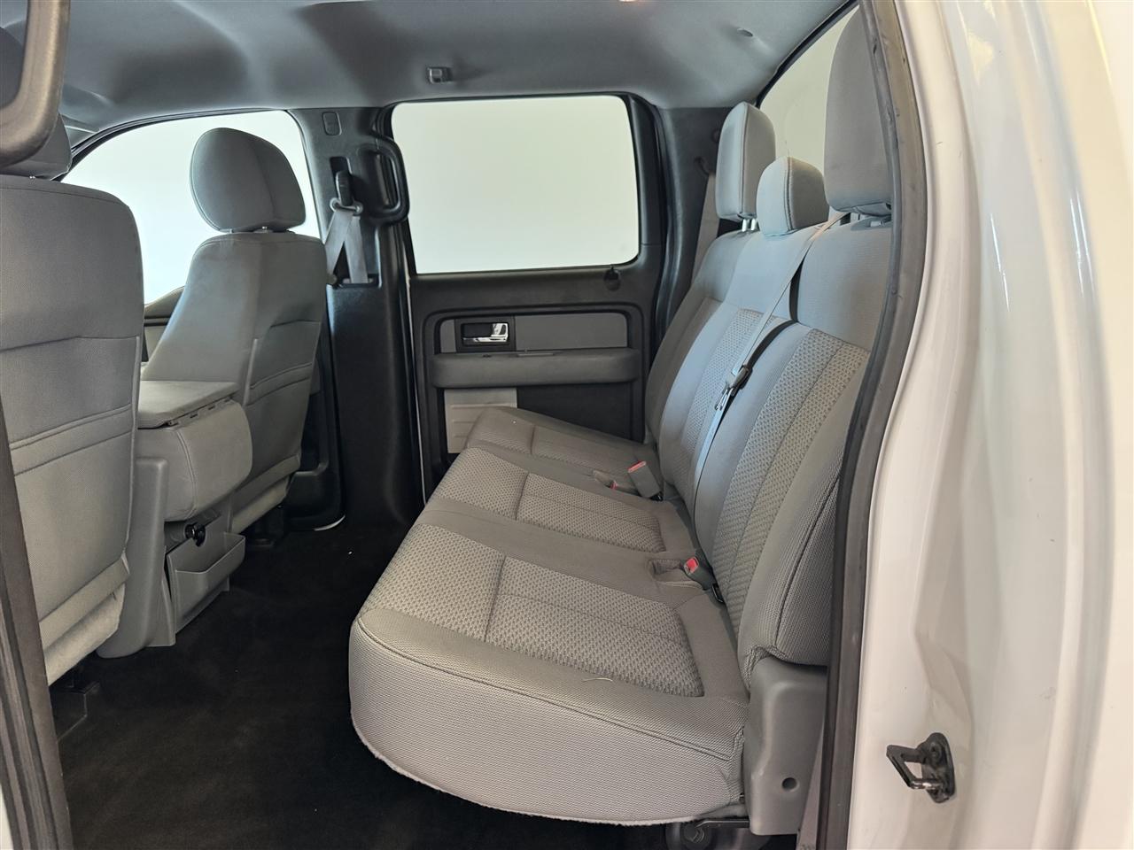 Ford F-150 4WD SuperCrew 145" XL 2013