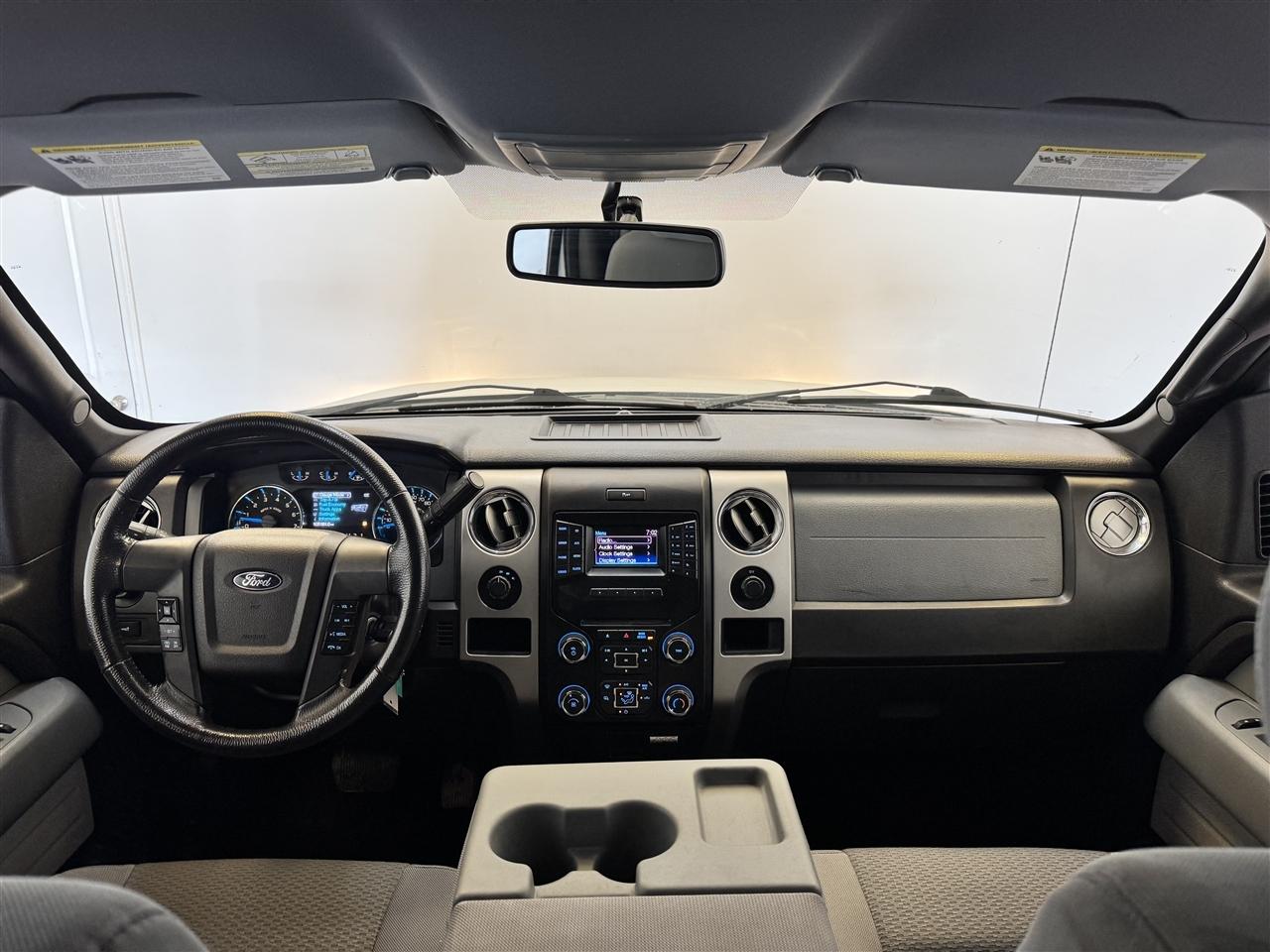 Ford F-150 4WD SuperCrew 145" XL 2013